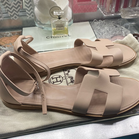 Hermes Shoes - 39.5